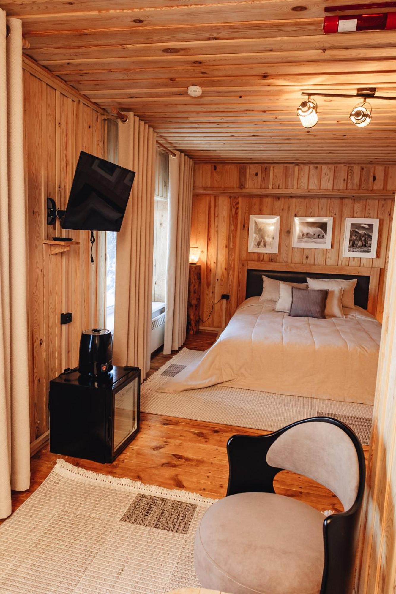 Hotel Le Mont Almaty Esterno foto